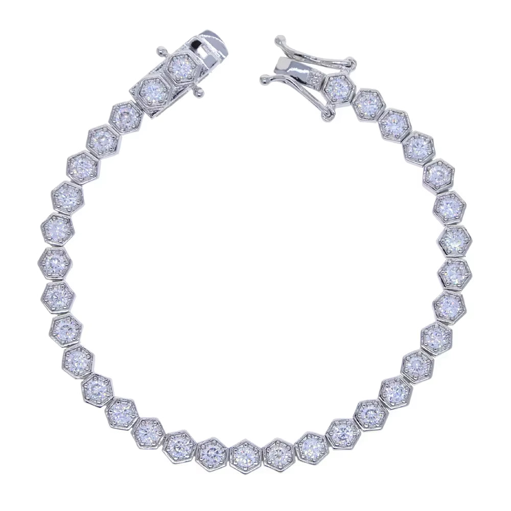2025 New Iced Out AAA Cubic Zirconia Heart Tennis Chain Bracelet Silver Color CZ Charm Chain Bracelet Hip Hop Jewelry for Women